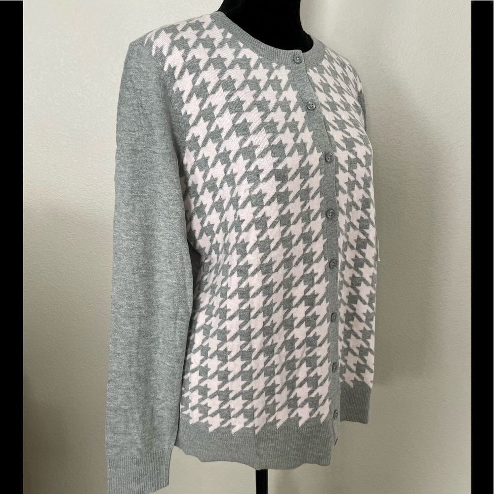 NWT Houndstooth Ribbed Button-Front Cardigan NWT - image 2